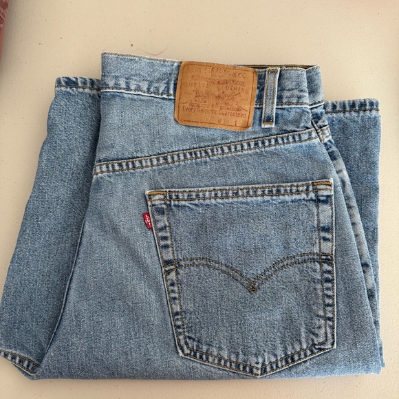 Y2K-10-1998-Vintage Levi’s boxy fit short size 34 - Picture 2 of 15